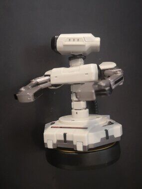 Amiibo Nintendo R.O.B. Robotic Operating Buddy Super Smash Bros 3" High
